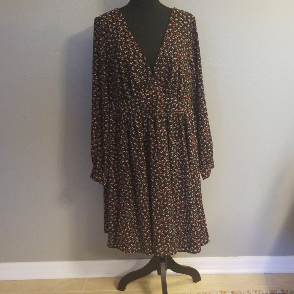 Torrid Black Floral Long Sleeve Dress